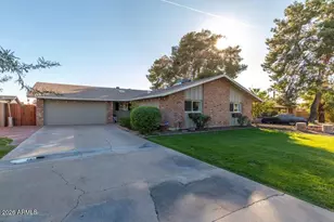 1627 E Manhatton Dr, Tempe, AZ 85282 - Photo 1