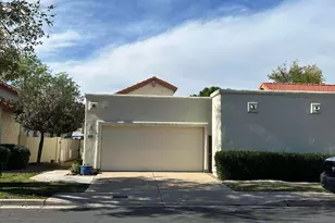 8862 S Taylor Dr, Tempe, AZ 85284 - Photo 1