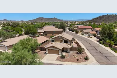 2210 E Paraiso Drive, Phoenix, AZ 85024 - Photo 1