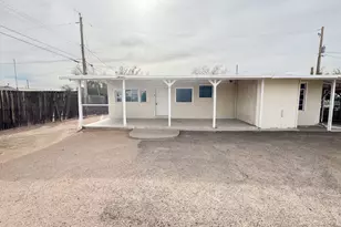 535 N Gold Dr, Apache Junction, AZ 85120 - Photo 1