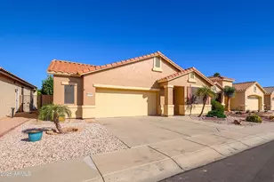 17654 W Wildberry Dr, Surprise, AZ 85374 - Photo 1