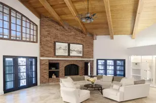 1020 E Caroline Ln, Tempe, AZ 85284 - Photo 4