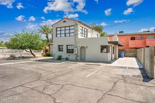 3949 E Earll Dr, Phoenix, AZ 85018 - Photo 1