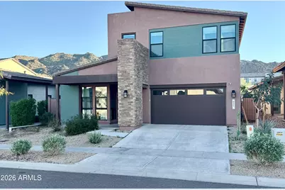 821 E Monte Way, Phoenix, AZ 85042 - Photo 1