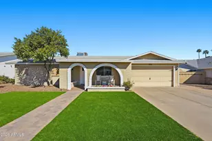 5106 E Toniko Dr, Phoenix, AZ 85044 - Photo 1