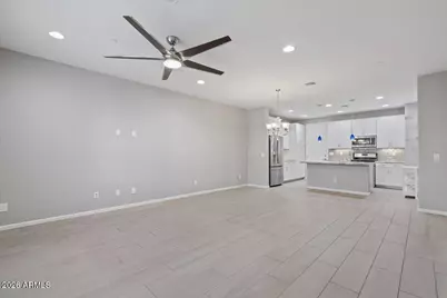 2477 W Market Place #27, Chandler, AZ 85248 - Photo 12