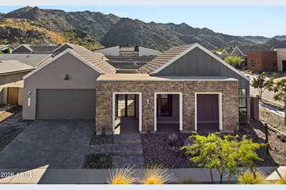 713 E Kachina Trail, Phoenix, AZ 85042 - Photo 1