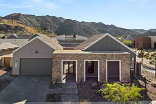 713 E Kachina Trl, Phoenix, AZ 85042 - Photo 1