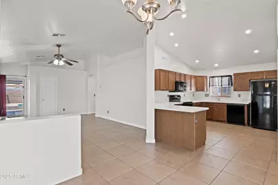 3114 E Kristal Way, Phoenix, AZ 85050 - Photo 6