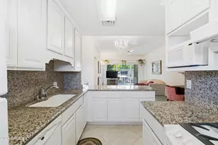 6125 E Indian School Rd, Scottsdale, AZ 85251 - Photo 26