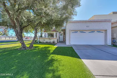 2011 W Nopal Avenue, Mesa, AZ 85202 - Photo 1
