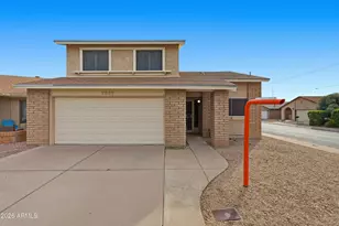 2605 W Gelding Dr, Phoenix, AZ 85023 - Photo 1