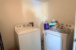 5619 W La Reata Ave, Phoenix, AZ 85035 - Photo 6