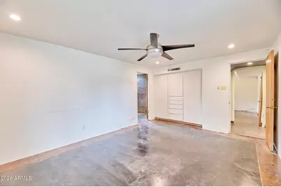 327 E Medlock Drive, Phoenix, AZ 85012 - Photo 18