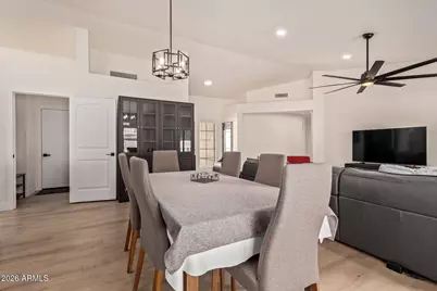 13918 N 78th Avenue, Peoria, AZ 85381 - Photo 8