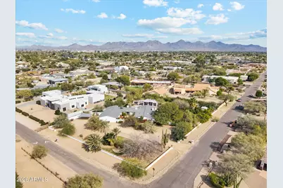 6602 E Paradise Drive, Scottsdale, AZ 85254 - Photo 1