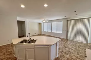 4707 E Carob Dr, Gilbert, AZ 85298 - Photo 6