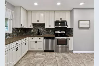 12922 W Bonanza Drive, Sun City West, AZ 85375 - Photo 4