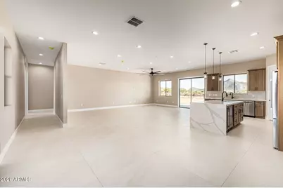 8321 N Wild Thistle Place, Casa Grande, AZ 85194 - Photo 10