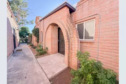 3056 N 32nd Street #347, Phoenix, AZ 85018 - Photo 1