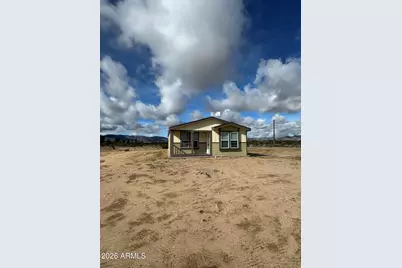 4123 N Cowlic Road, Golden Valley, AZ 86413 - Photo 2