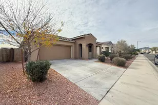 19757 W Pinchot Dr, Buckeye, AZ 85396 - Photo 1
