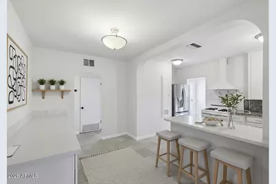 1117 E Fern Drive N, Phoenix, AZ 85014 - Photo 1