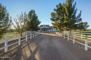 23416 S 182nd St, Gilbert, AZ 85298 - Photo 1