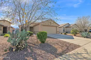 915 W Desert Seasons Dr, San Tan Valley, AZ 85143 - Photo 1