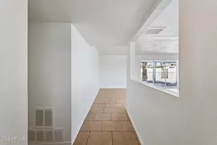 5662 W Mariposa St, Phoenix, AZ 85031 - Photo 4