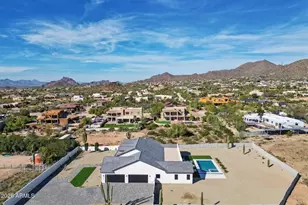 8042 E Palm Ln, Mesa, AZ 85207 - Photo 36