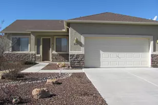 577 S Rowdy Ranch Dr, Camp Verde, AZ 86322 - Photo 1