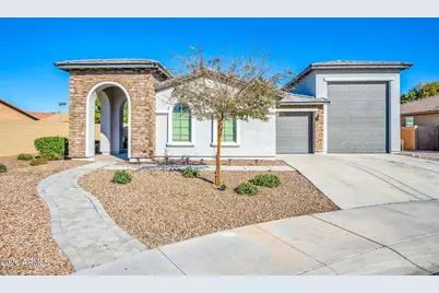 14384 W Hearn Road, Surprise, AZ 85379 - Photo 1