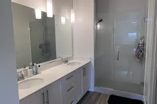 7300 E Earll Dr, Scottsdale, AZ 85251 - Photo 1