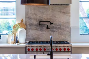 5614 N 75th Pl, Scottsdale, AZ 85250 - Photo 12