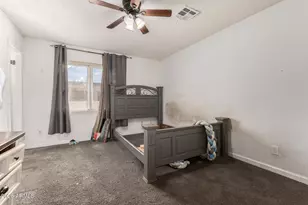 8002 N 42nd Ave, Phoenix, AZ 85051 - Photo 14