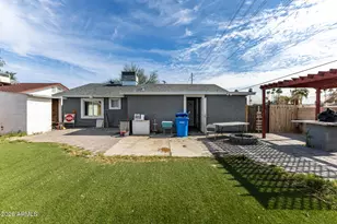 8002 N 42nd Ave, Phoenix, AZ 85051 - Photo 2