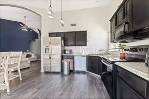 8852 N 114th Ave, Peoria, AZ 85345 - Photo 8