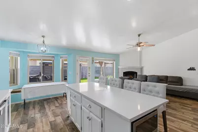 823 N Hill Circle, Mesa, AZ 85203 - Photo 8