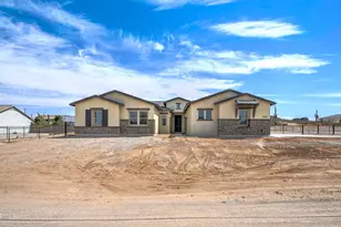 4029 W Silverdale Rd, San Tan Valley, AZ 85144 - Photo 1