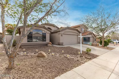42445 W Hall Drive, Maricopa, AZ 85138 - Photo 1