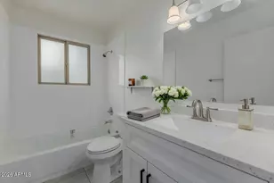 2525 N 47th Dr, Phoenix, AZ 85035 - Photo 18