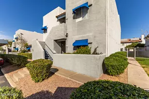 220 N 22nd Pl, Mesa, AZ 85213 - Photo 1