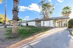 4129 N 35th Way, Phoenix, AZ 85018 - Photo 1