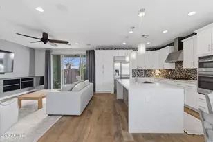 2338 W Gloria Ln, Phoenix, AZ 85085 - Photo 6