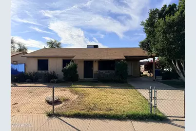 8057 W Pierson Street, Phoenix, AZ 85033 - Photo 1