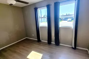 3158 W Lane Ave, Phoenix, AZ 85051 - Photo 10