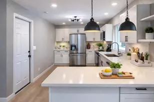 3158 W Lane Ave, Phoenix, AZ 85051 - Photo 6