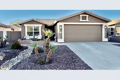 3189 E Hazeltine, Chandler, AZ 85249 - Photo 1