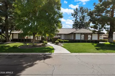 10401 N 48th Place, Paradise Valley, AZ 85253 - Photo 1